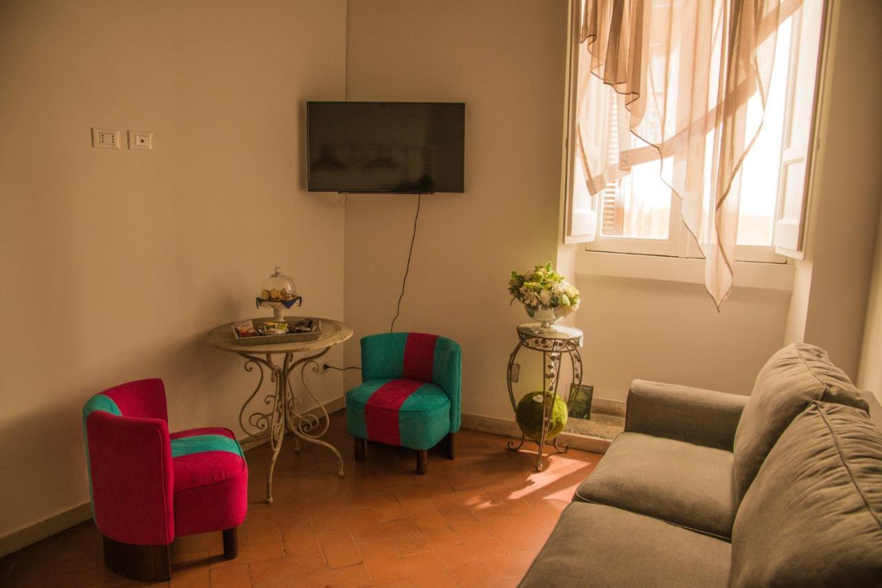רומא Flowers Apartments מראה חיצוני תמונה